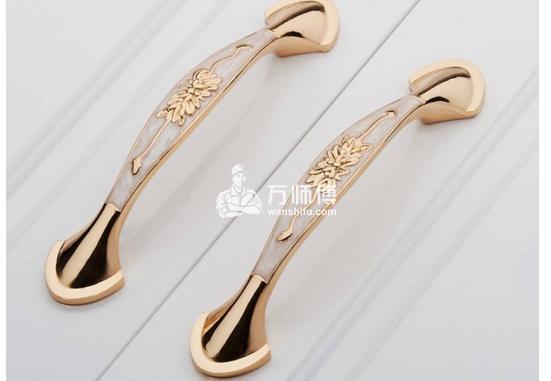 https://qncdn.wanshifu.com/096f462e29b0cd48a4d31ddef0b49d08