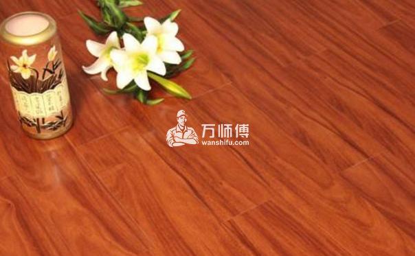 地板保养常识大全：强化木、实木、实木复合地板保养要点！