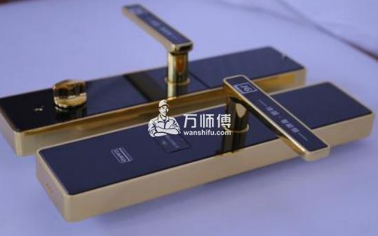 https://qncdn.wanshifu.com/1e74c179a94e9ef505fd704ce2bb32be