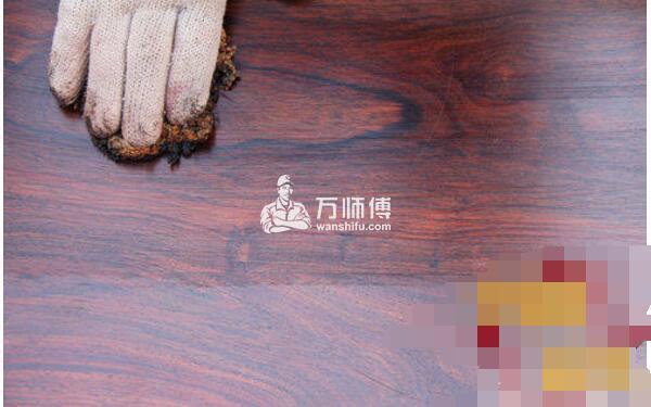木质家具需要翻新维修，刷漆可以帮你解决