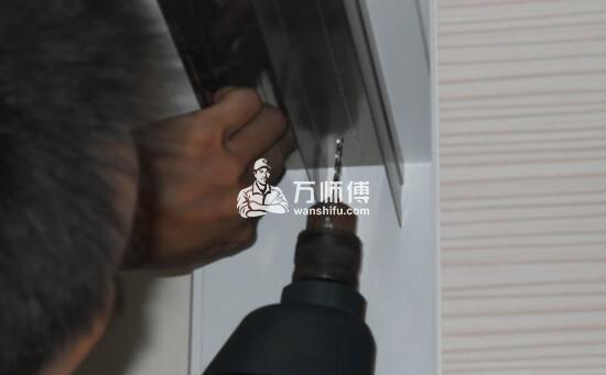 衣柜推拉移门安装步骤【图解】,衣柜滑轮轨道门安装方法