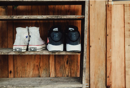 木质鞋架怎么安装？一步一步安装木质鞋架-万师傅