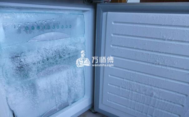 冰箱冷藏室快速除冰的方法