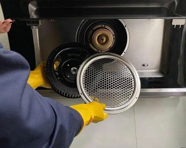 油烟机清洗用什么清洗方式比较好才能清洗干净