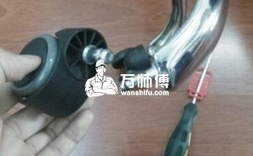 办公转椅轮子怎么拆卸更换？转椅维修技巧