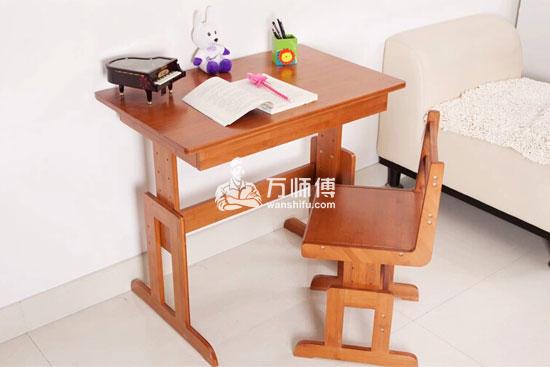 儿童学习桌椅安装步骤