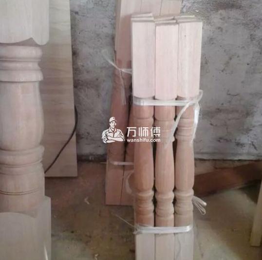 木楼梯扶手安装,不用专业师傅也能安装,想学吗？