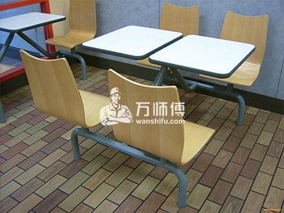 简易快餐桌如何安装