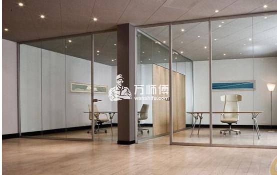 资深师傅支招：钢化玻璃隔断墙价格是多少钱,三点选购要求是
