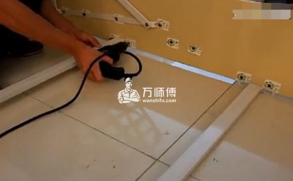 排骨架实木高箱床安装步骤,掀背式板式气压床组装方法图解
