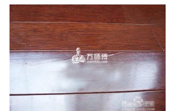 用户须知：实木地板开裂怎么处理,具体原因、及处理方法