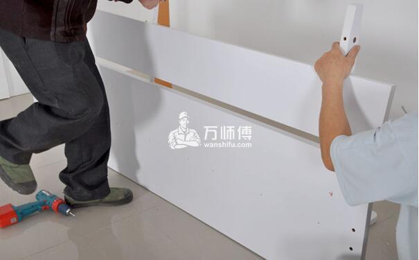 双人床怎么安装?板式简洁双人床安装方法图解