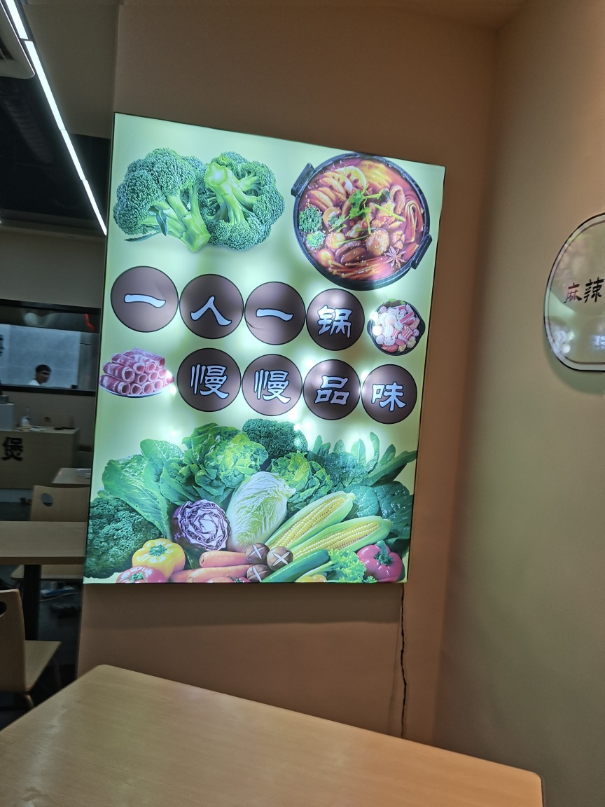 客厅不装电视怎么装修?不以电视为中心的客厅设计