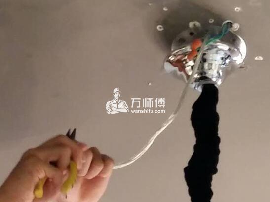 师傅支招：怎样自己安装灯具吊灯
