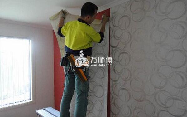 贴坏墙纸如果补救？常见的墙纸贴坏问题以及修补方法