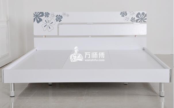 双人床怎么安装?板式简洁双人床安装方法图解