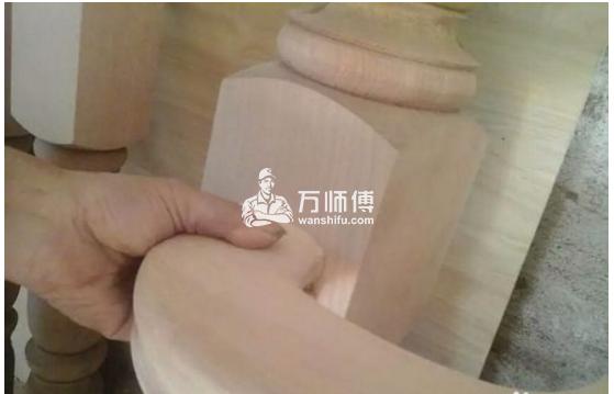 木楼梯扶手安装,不用专业师傅也能安装,想学吗？