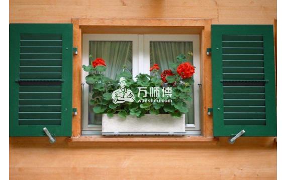 排查外窗渗漏原因,寻找处理方法,预防进水发霉