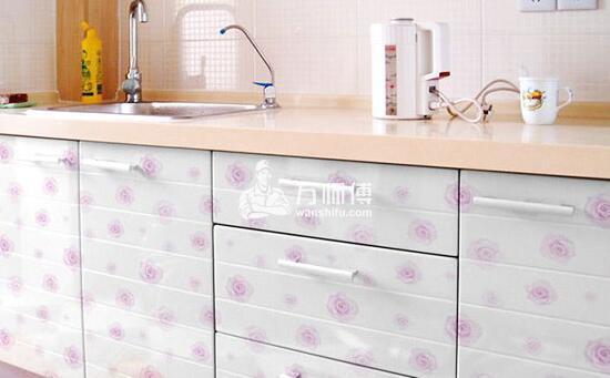 旧家具要如何翻新？是贴纸还是喷漆？