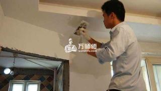 师傅教你如何粉刷墙面漆,粉刷技巧让你告别烦恼