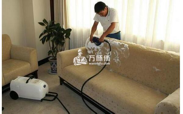 皮革沙发的不能不知的保养细节